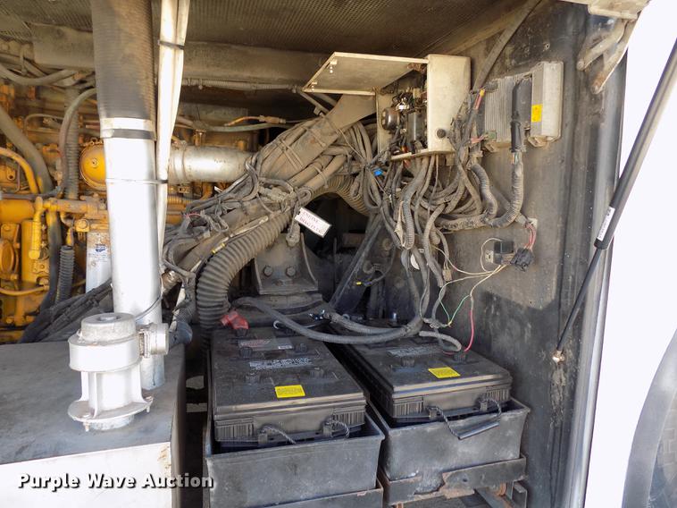 image for item DD3467 2007 BCI Falcon 45 coach bus