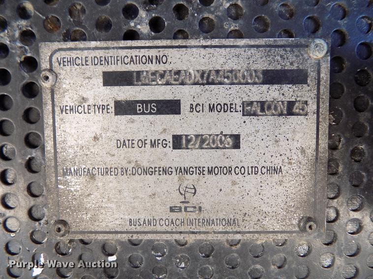 image for item DD3467 2007 BCI Falcon 45 coach bus