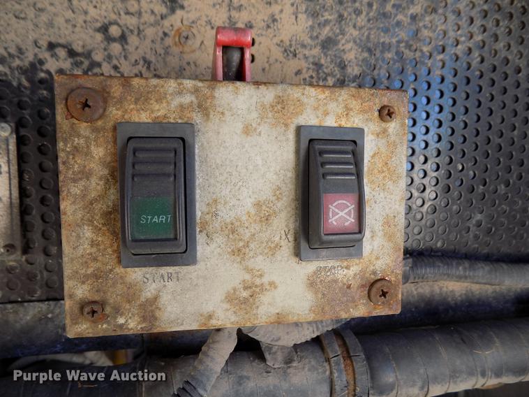 image for item DD3467 2007 BCI Falcon 45 coach bus