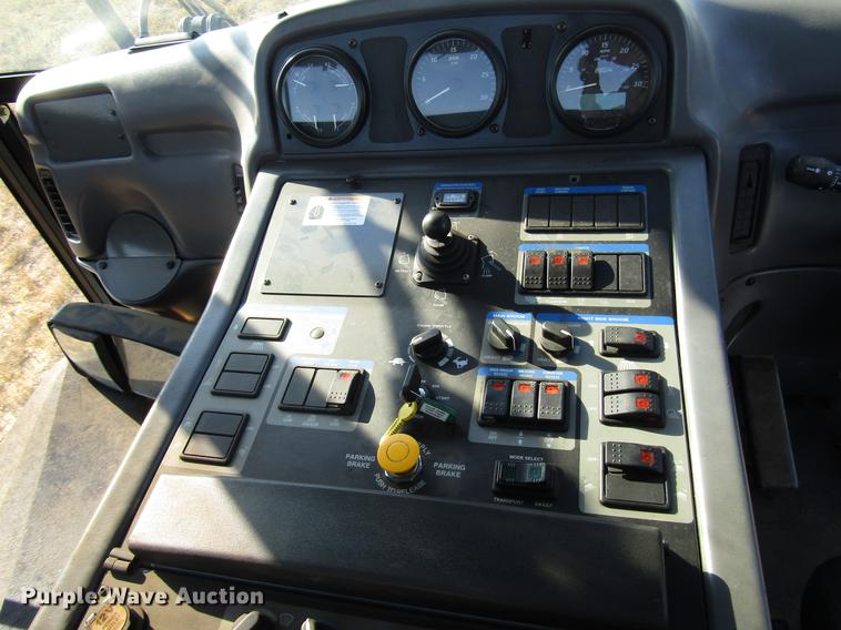 image for item DD4357 2009 Elgin Pelican street sweeper