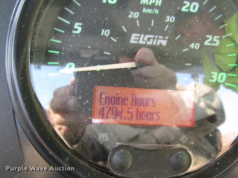 image for item DD4357 2009 Elgin Pelican street sweeper