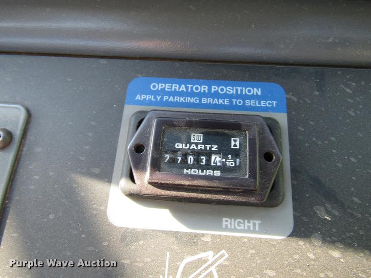 image for item DD4357 2009 Elgin Pelican street sweeper