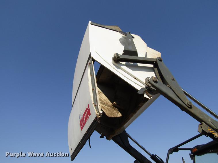 image for item DD4357 2009 Elgin Pelican street sweeper