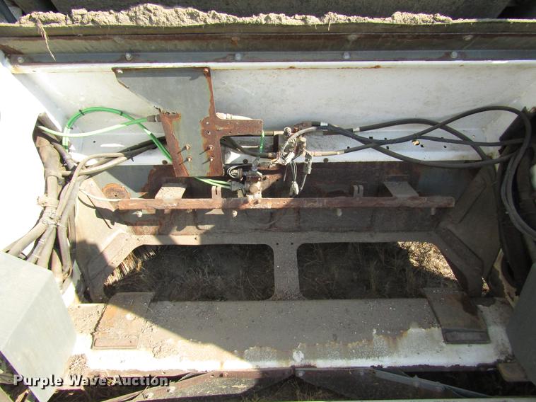 image for item DD4357 2009 Elgin Pelican street sweeper