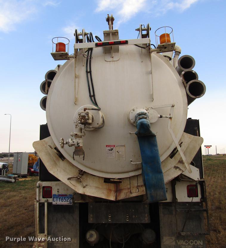 image for item DD4358 2007 Sterling vacuum truck