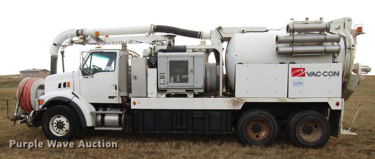 image for item DD4358 2007 Sterling vacuum truck
