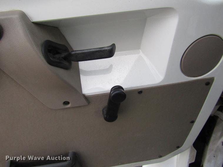 image for item DD4358 2007 Sterling vacuum truck