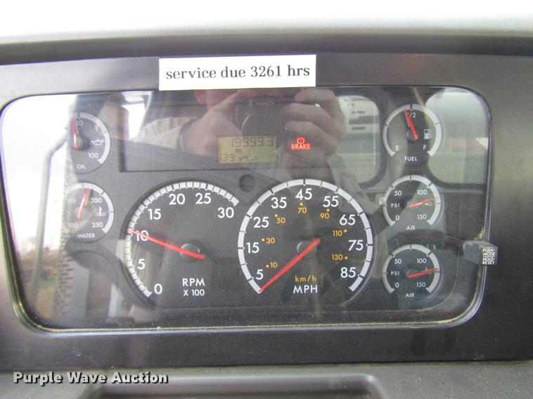 image for item DD4358 2007 Sterling vacuum truck