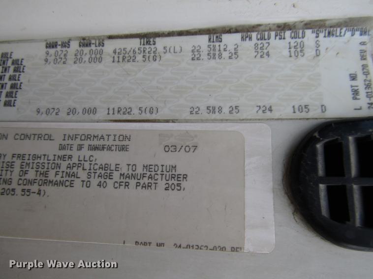 image for item DD4358 2007 Sterling vacuum truck