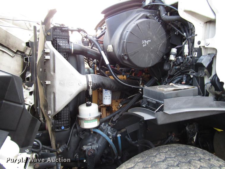 image for item DD4358 2007 Sterling vacuum truck