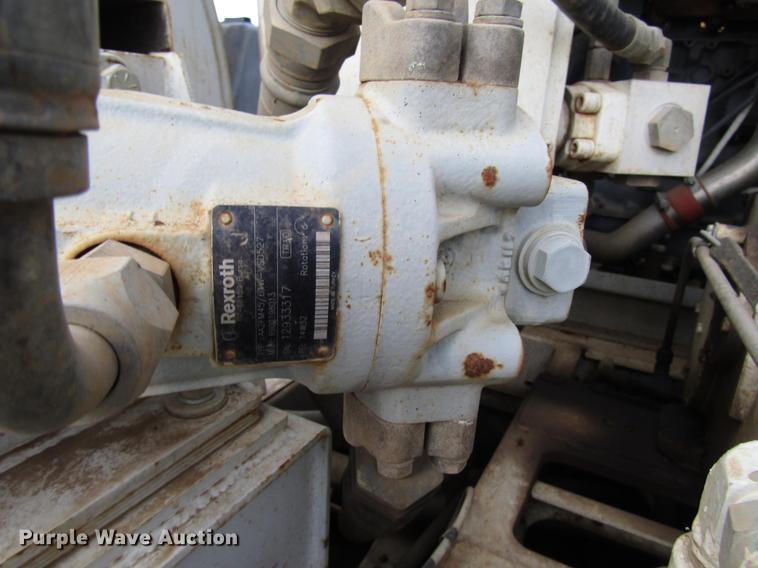 image for item DD4358 2007 Sterling vacuum truck