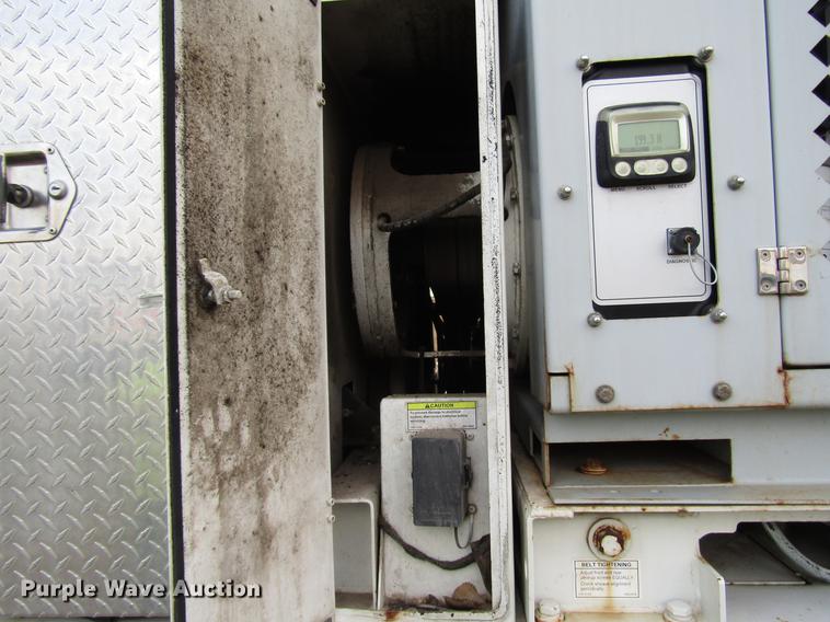 image for item DD4358 2007 Sterling vacuum truck