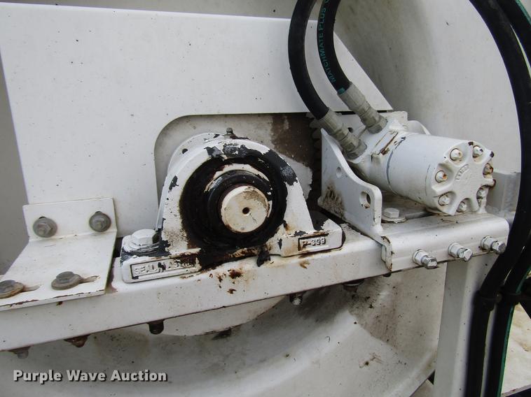 image for item DD4358 2007 Sterling vacuum truck