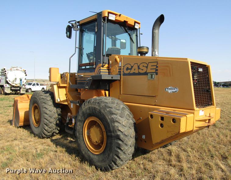 image for item DD4360 2000 Case 621C wheel loader