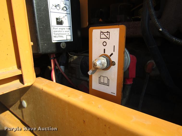 image for item DD4360 2000 Case 621C wheel loader