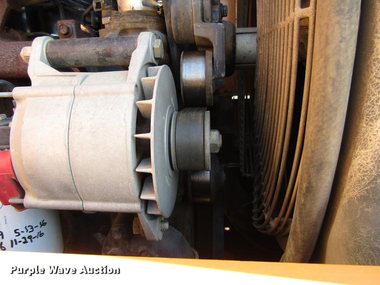 image for item DD4360 2000 Case 621C wheel loader