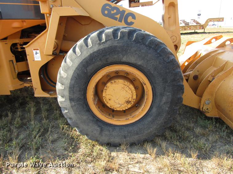 image for item DD4360 2000 Case 621C wheel loader