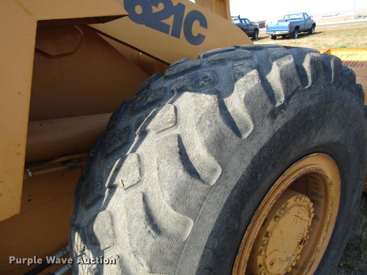 image for item DD4360 2000 Case 621C wheel loader