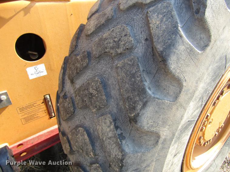 image for item DD4360 2000 Case 621C wheel loader