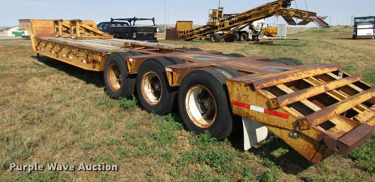 image for item DD4363 1960 Hyster R6TL7T1W drop deck equipment trailer