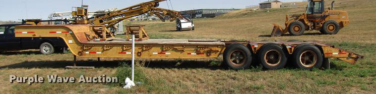 image for item DD4363 1960 Hyster R6TL7T1W drop deck equipment trailer