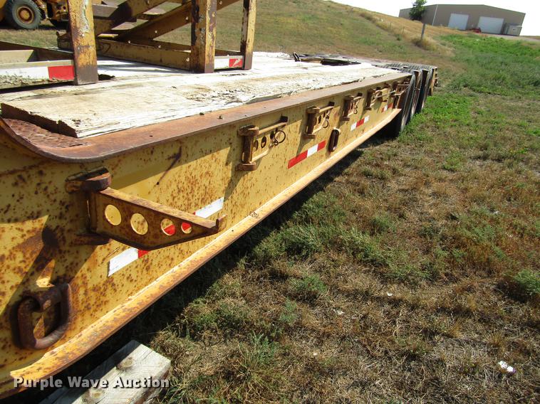 image for item DD4363 1960 Hyster R6TL7T1W drop deck equipment trailer