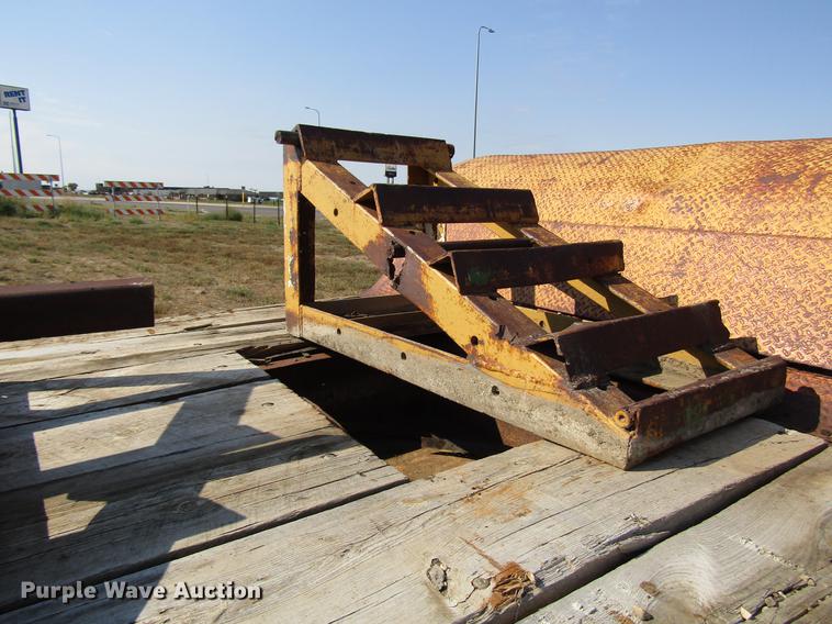 image for item DD4363 1960 Hyster R6TL7T1W drop deck equipment trailer