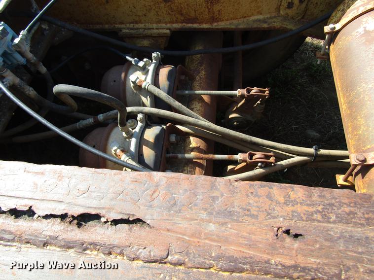 image for item DD4363 1960 Hyster R6TL7T1W drop deck equipment trailer