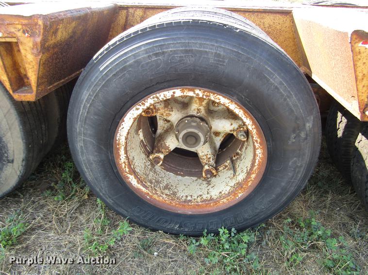 image for item DD4363 1960 Hyster R6TL7T1W drop deck equipment trailer