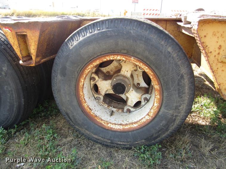 image for item DD4363 1960 Hyster R6TL7T1W drop deck equipment trailer