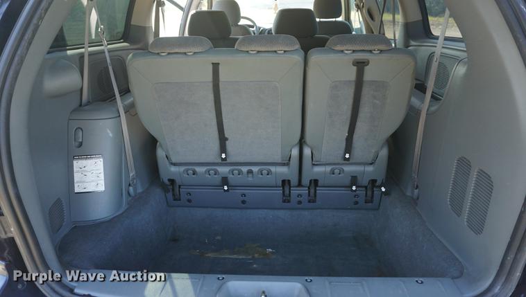 image for item DD6540 2005 Dodge Grand Caravan van