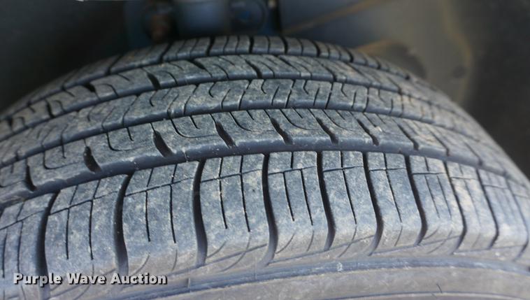 image for item DD6540 2005 Dodge Grand Caravan van