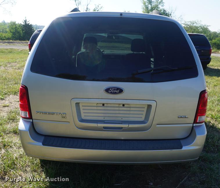 image for item DD6541 2006 Ford Freestar van