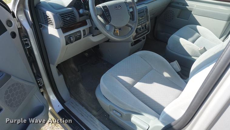 image for item DD6541 2006 Ford Freestar van