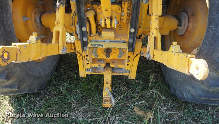 image for item DD6547 2002 John Deere 6420 tractor