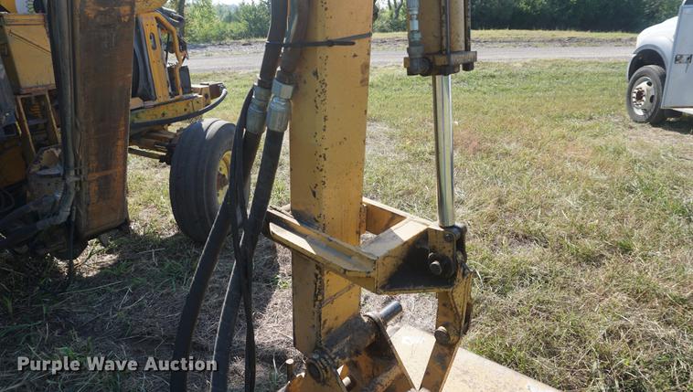 image for item DD6547 2002 John Deere 6420 tractor