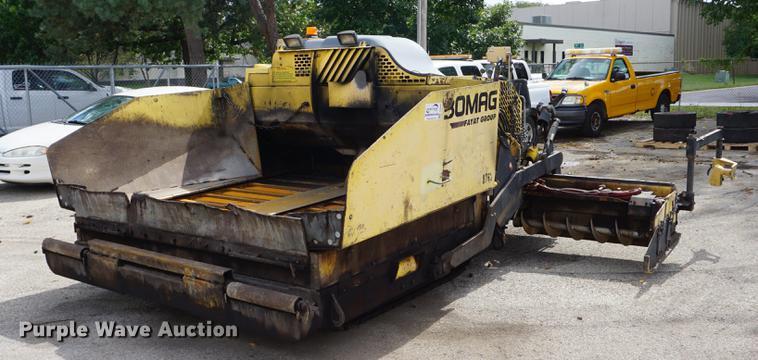 image for item DD6565 2009 Bomag BF815 paver