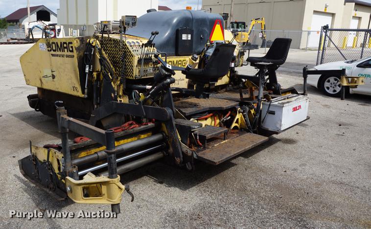 image for item DD6565 2009 Bomag BF815 paver