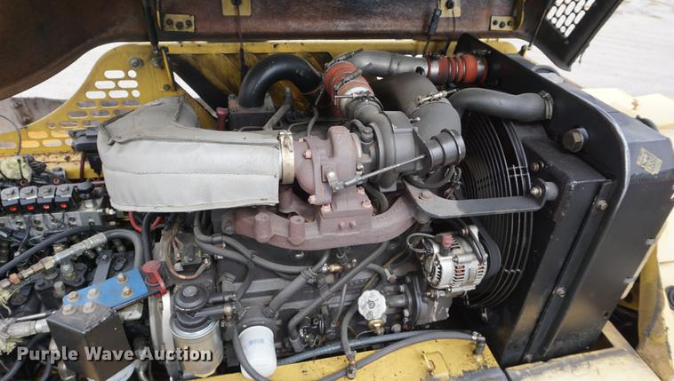 image for item DD6565 2009 Bomag BF815 paver