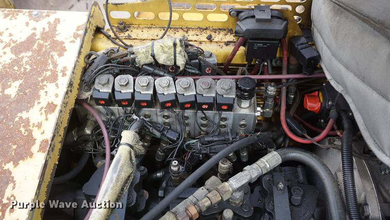 image for item DD6565 2009 Bomag BF815 paver