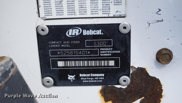 image for item DD6566 2005 Bobcat S300 skid steer