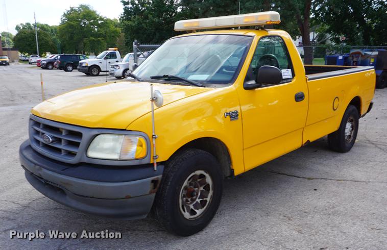 image for item DD6567 2002 Ford F150 pickup truck