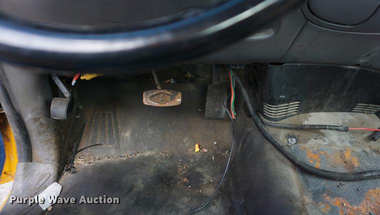 image for item DD6567 2002 Ford F150 pickup truck