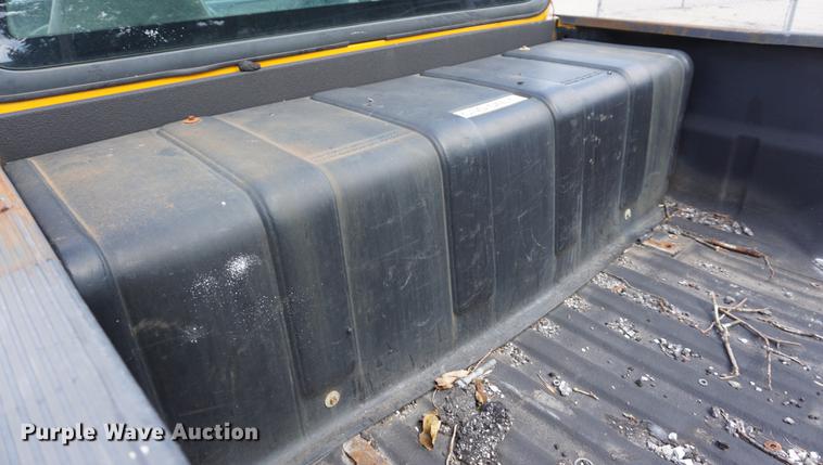 image for item DD6567 2002 Ford F150 pickup truck