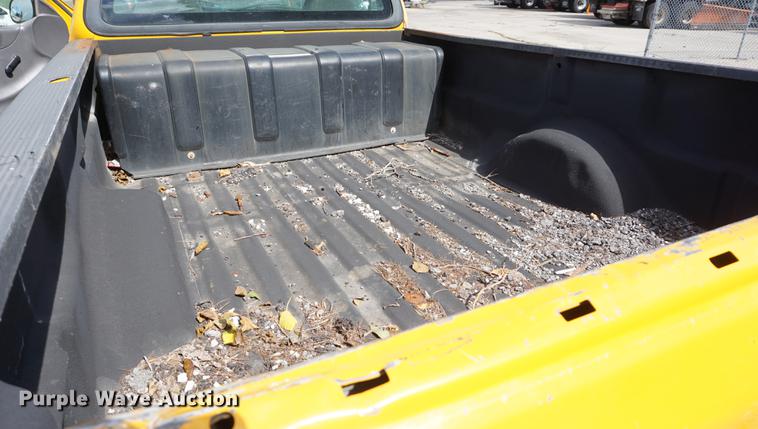 image for item DD6567 2002 Ford F150 pickup truck