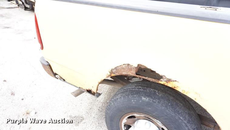 image for item DD6567 2002 Ford F150 pickup truck