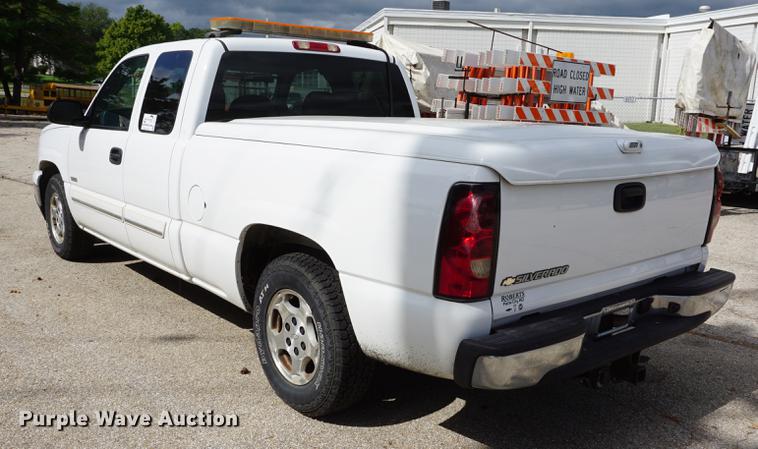 image for item DD6570 2007 Chevrolet Silverado 1500 Ext. Cab pickup truck