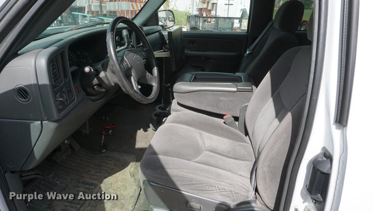 image for item DD6570 2007 Chevrolet Silverado 1500 Ext. Cab pickup truck