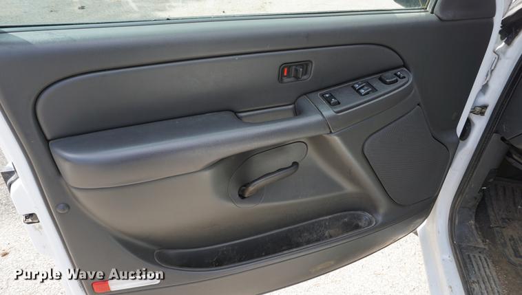 image for item DD6570 2007 Chevrolet Silverado 1500 Ext. Cab pickup truck