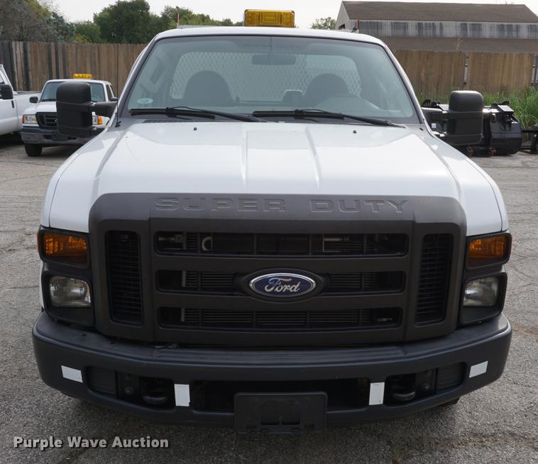 image for item DD6582 2008 Ford F250 Super Duty pickup truck